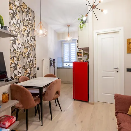 Apartment Guesthost - San Giovanni Comfy Rom